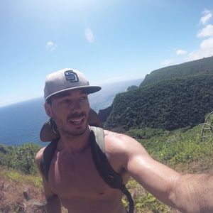 Meet your Posher, Riley